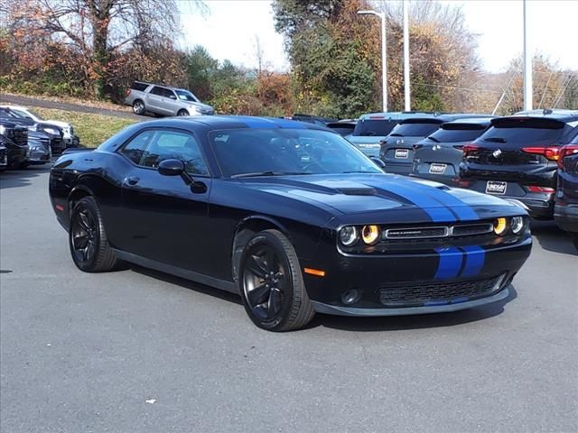 2015 Dodge Challenger SXT