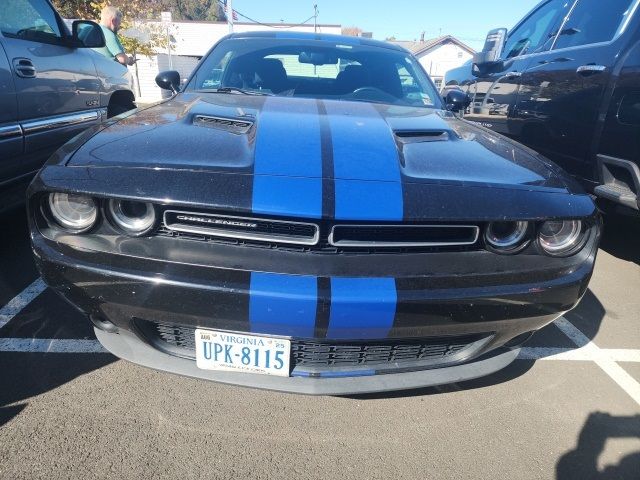 2015 Dodge Challenger SXT