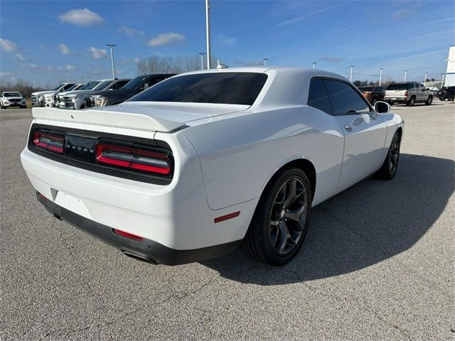 2015 Dodge Challenger SXT Plus