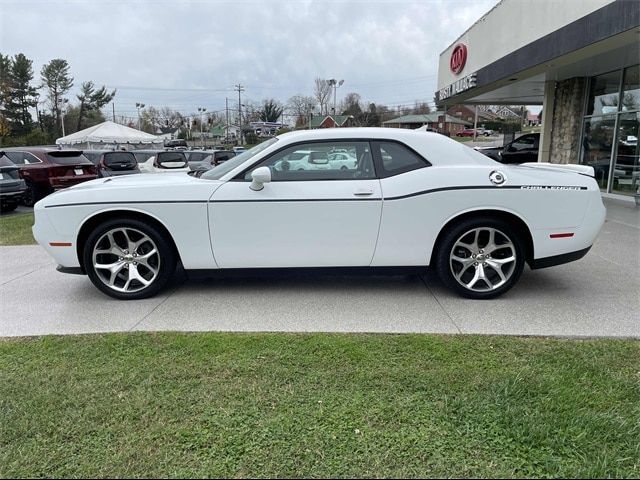 2015 Dodge Challenger SXT Plus