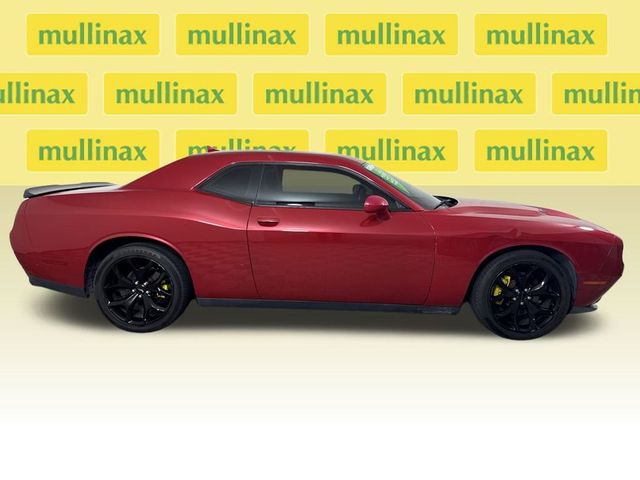 2015 Dodge Challenger SXT Plus