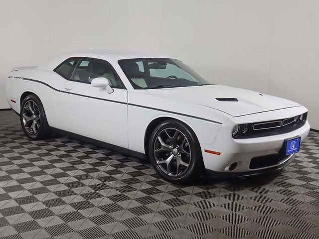 2015 Dodge Challenger SXT Plus