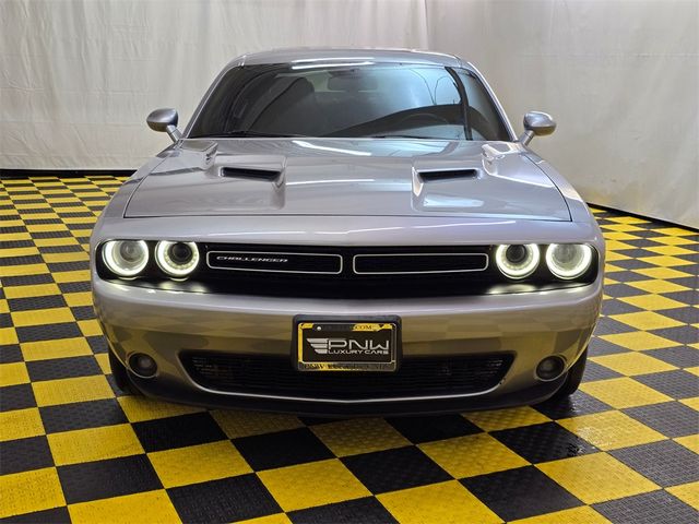 2015 Dodge Challenger SXT Plus