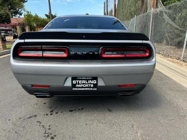 2015 Dodge Challenger SXT