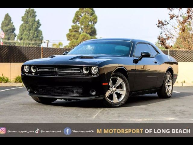 2015 Dodge Challenger SXT