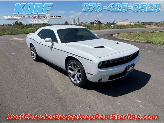 2015 Dodge Challenger SXT Plus