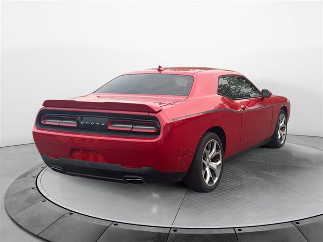 2015 Dodge Challenger SXT Plus