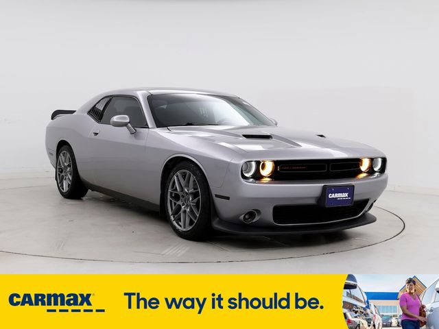 2015 Dodge Challenger SXT Plus