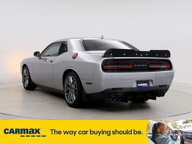 2015 Dodge Challenger SXT Plus