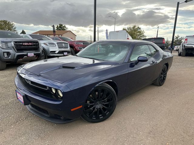 2015 Dodge Challenger SXT Plus