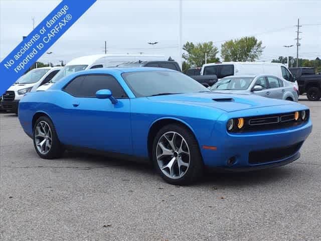 2015 Dodge Challenger SXT Plus