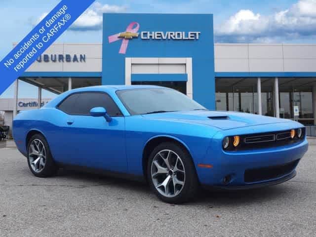 2015 Dodge Challenger SXT Plus