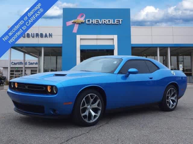 2015 Dodge Challenger SXT Plus