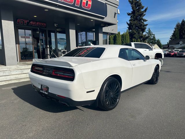 2015 Dodge Challenger SXT Plus