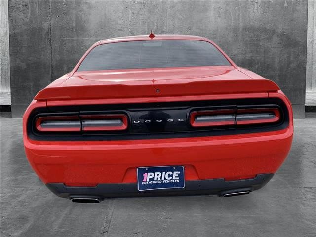 2015 Dodge Challenger SXT Plus