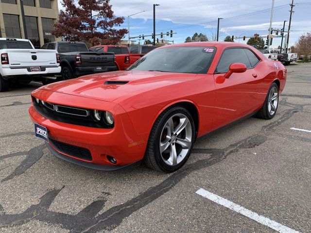 2015 Dodge Challenger SXT Plus