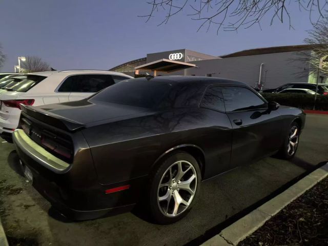 2015 Dodge Challenger SXT Plus