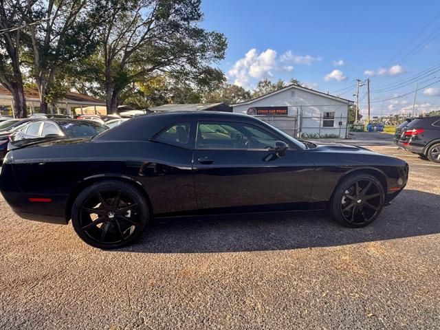 2015 Dodge Challenger SXT Plus