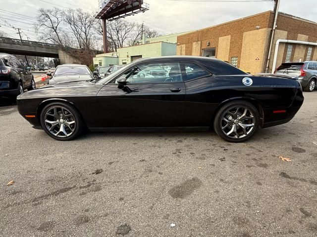 2015 Dodge Challenger SXT Plus