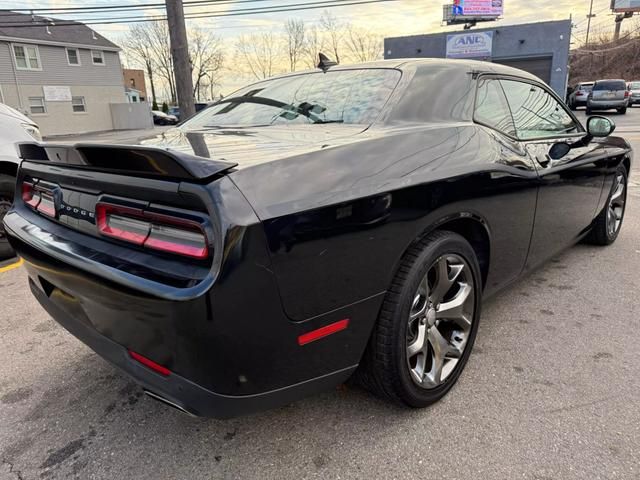 2015 Dodge Challenger SXT Plus