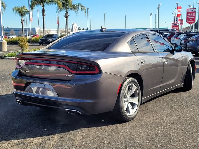 2015 Dodge Charger SXT