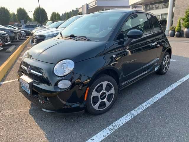 2015 FIAT 500e Base