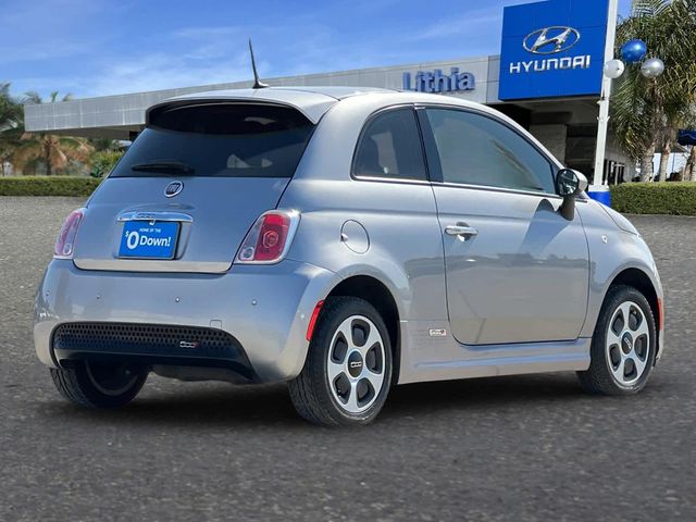 2015 FIAT 500e Base