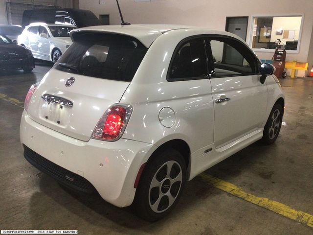 2015 FIAT 500e Base