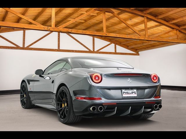 2015 Ferrari California T