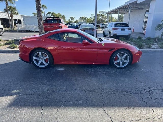 2015 Ferrari California T