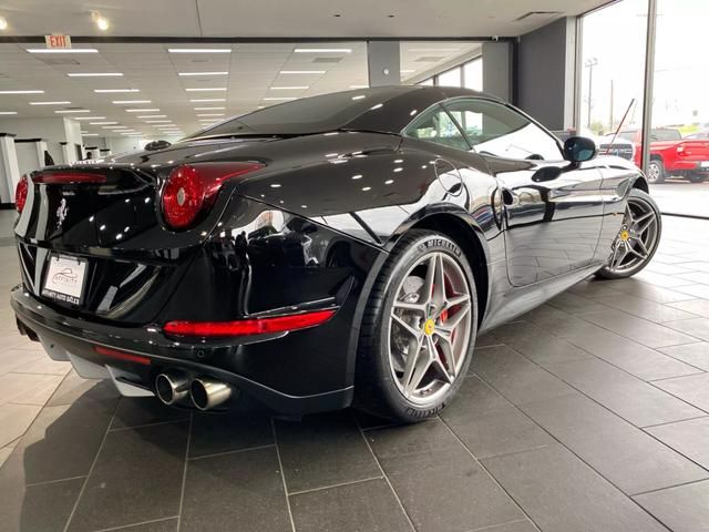 2015 Ferrari California T