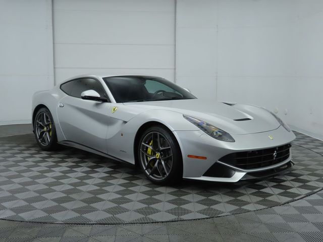 2015 Ferrari F12Berlinetta Base