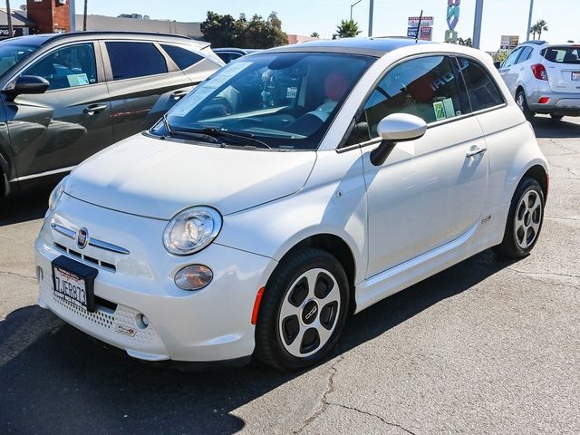 2015 FIAT 500e Base