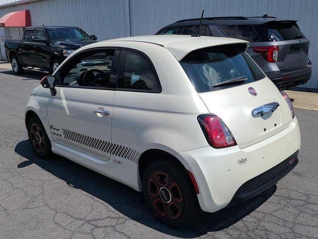 2015 FIAT 500e Base