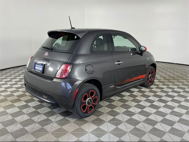 2015 FIAT 500e Base