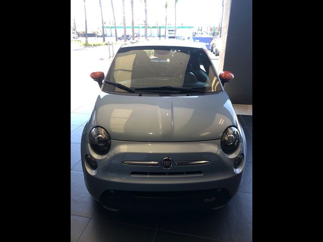 2015 FIAT 500e Base