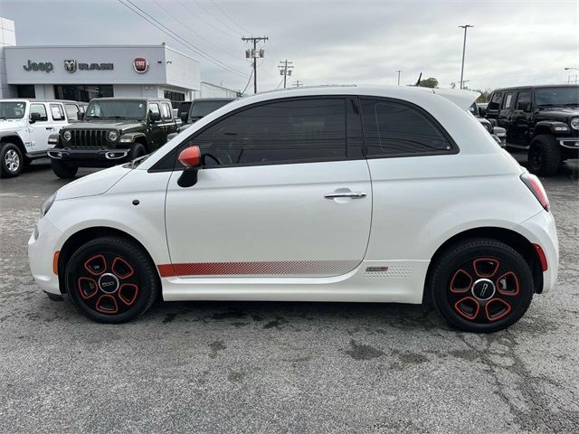 2015 FIAT 500e Base