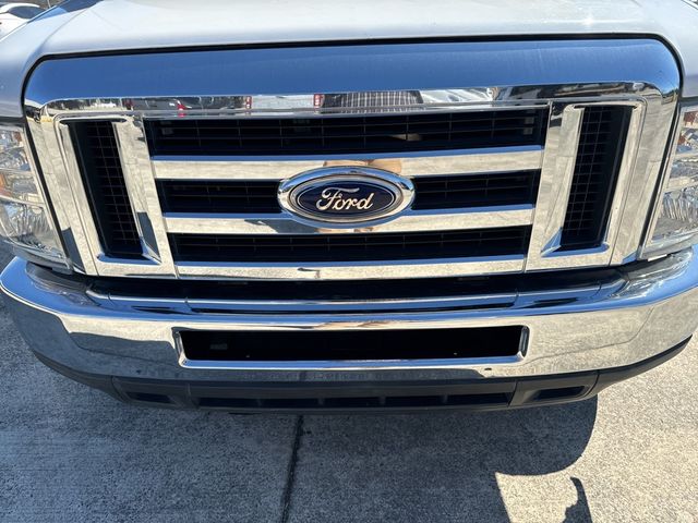 2015 Ford Econoline Base