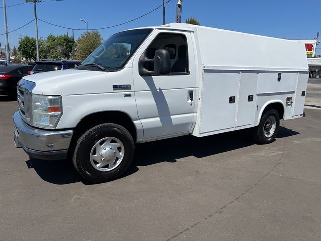 2015 Ford Econoline Base