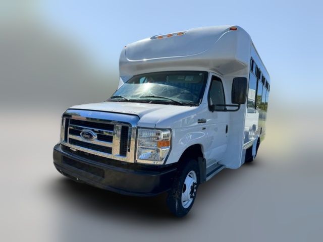 2015 Ford Econoline Base