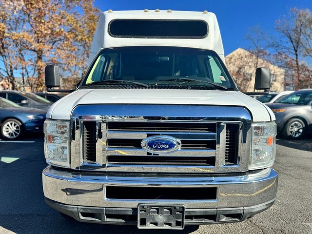 2015 Ford Econoline Base