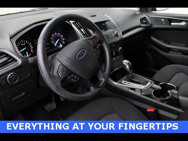 2015 Ford Edge SE