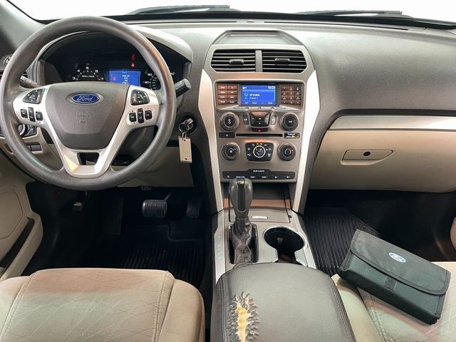 2015 Ford Explorer Base