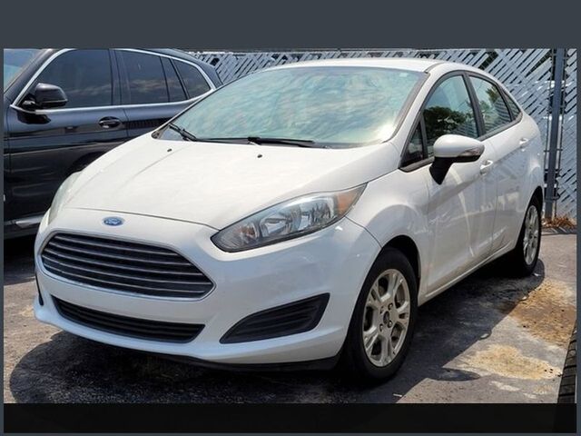 2015 Ford Fiesta SE