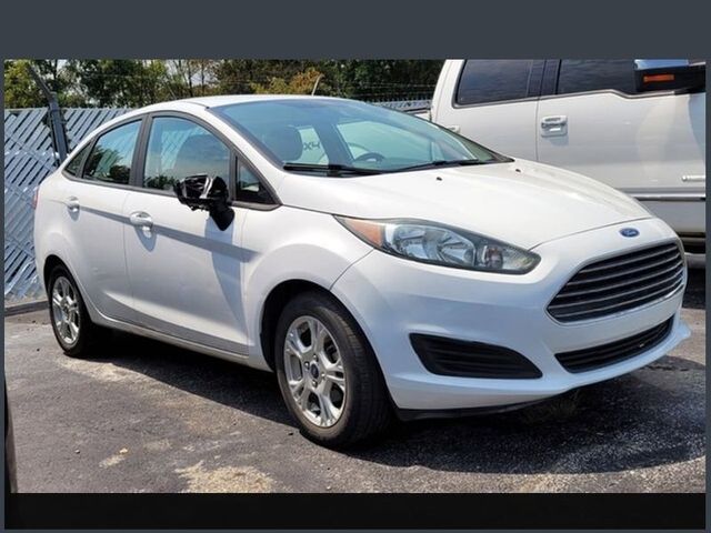 2015 Ford Fiesta SE