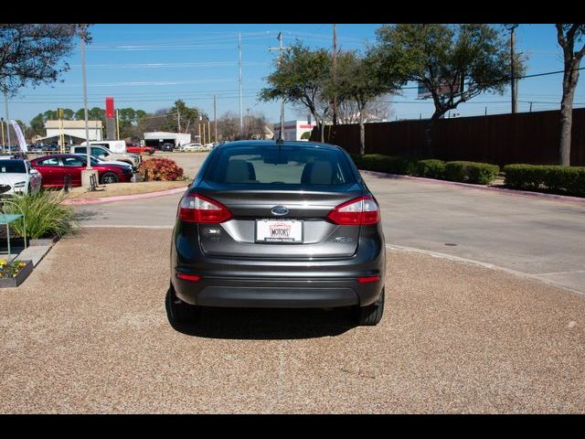 2015 Ford Fiesta SE