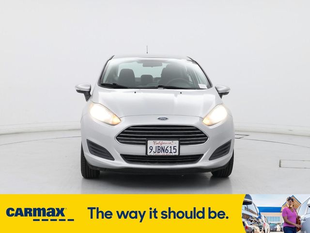 2015 Ford Fiesta SE