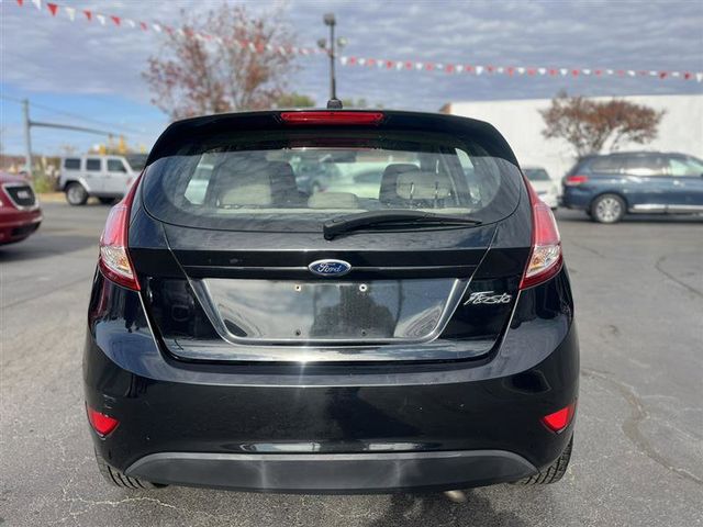 2015 Ford Fiesta SE