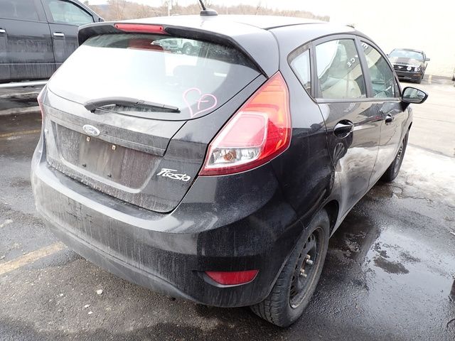 2015 Ford Fiesta SE