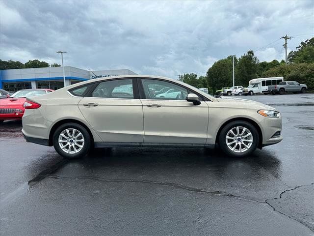 2015 Ford Fusion S